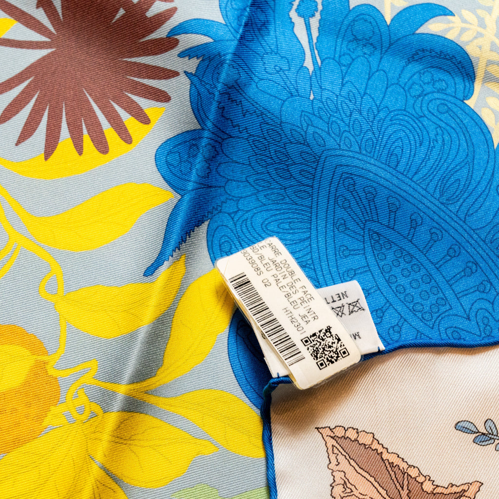 hermes-90cm-silk-scarf-double-face-le-jardin-des-peintr-bleu-pale-blue-jea