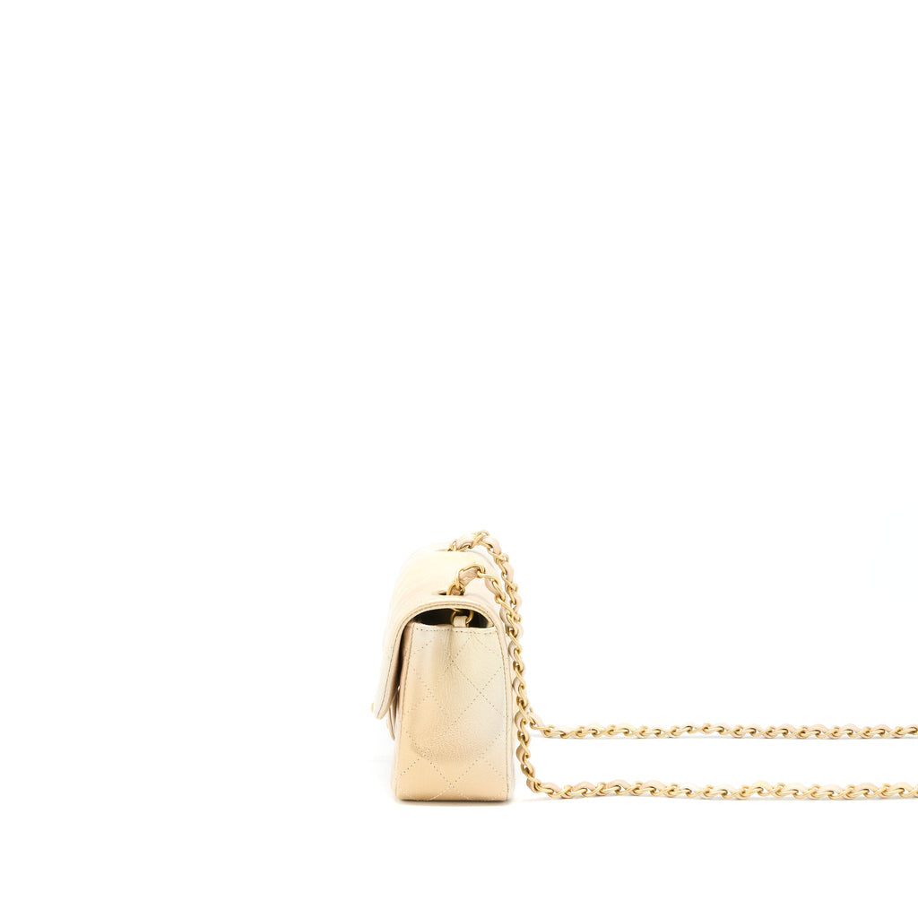 copy-of-chanel-22c-mini-rectangular-flag-bag-goatskin-ombre-beige-brushed-ghw-microchip