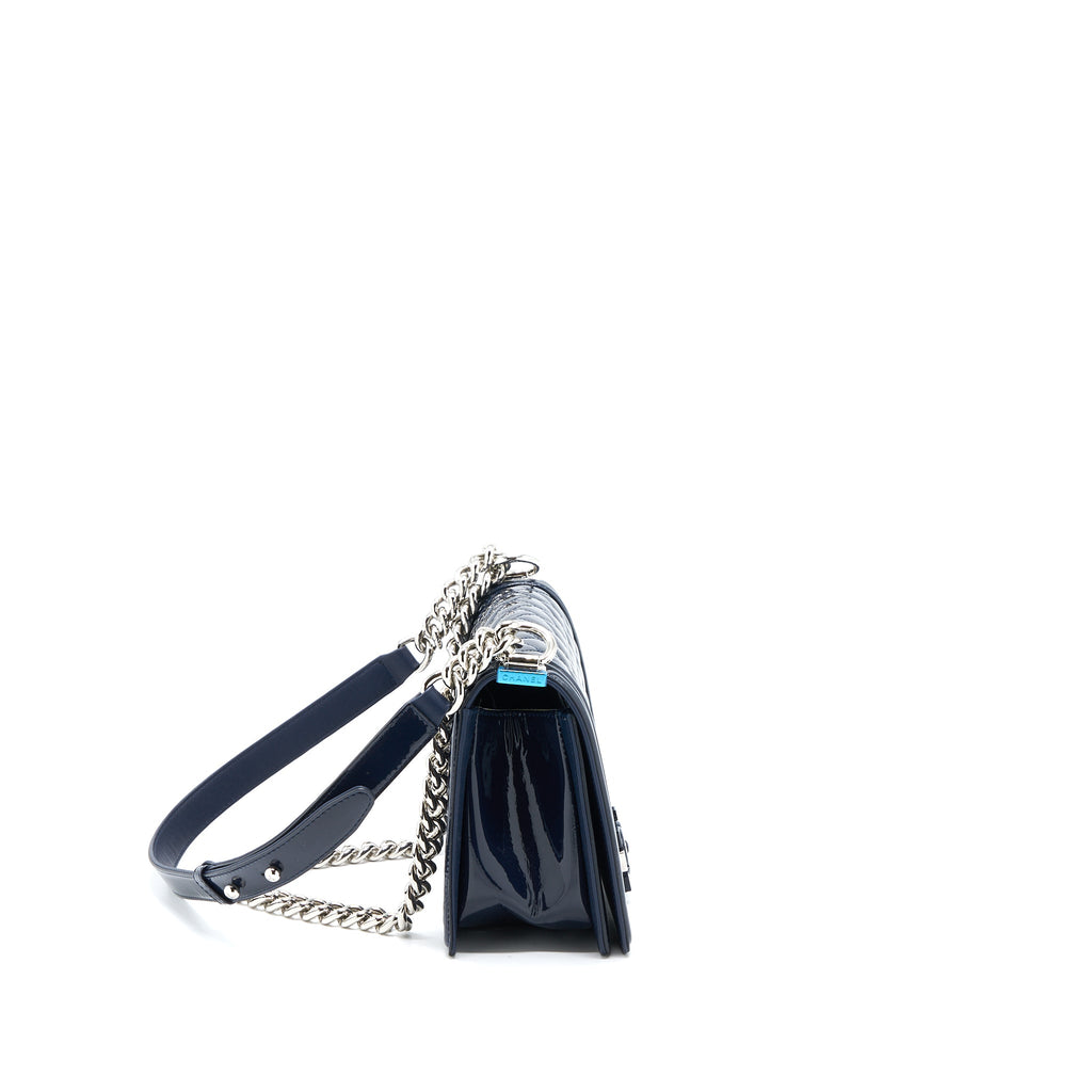 chanel-medium-boy-bag-patent-navy-shw