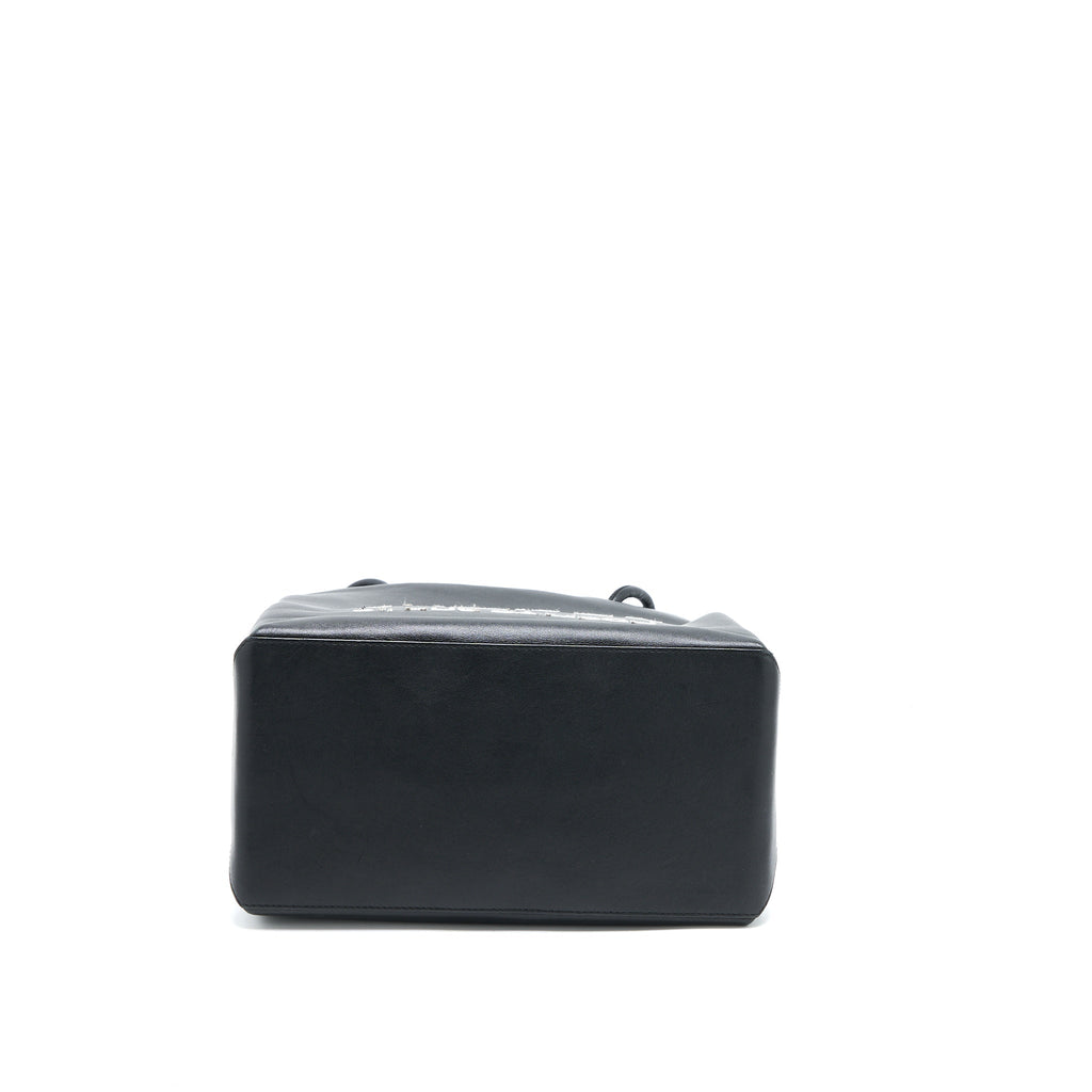 chanel-vintage-cambon-tote-bag-calfskin-black-shw-copy-1