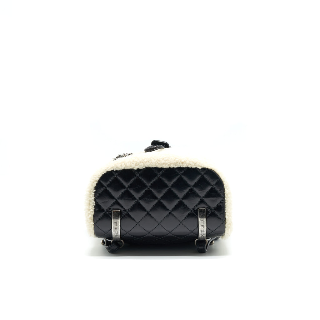 chanel-mountain-small-backpack-shearling-with-quilted-calfskin