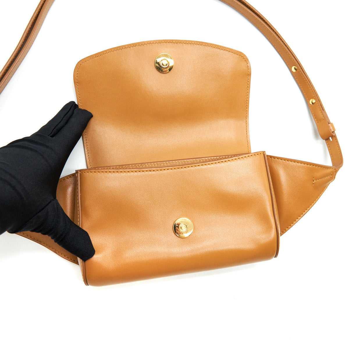 chloe-c-logo-belt-bag