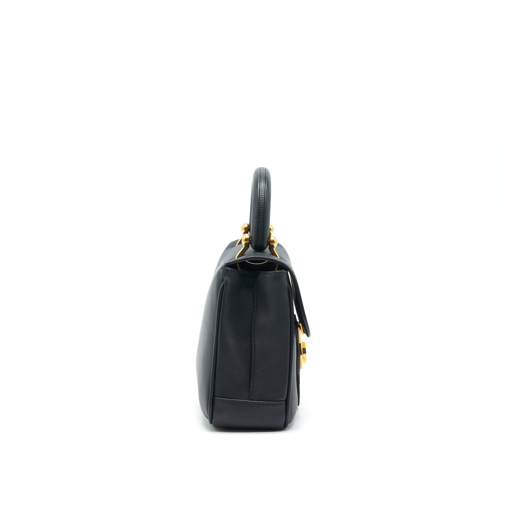 burberry-small-dk88-top-handle-bag-black