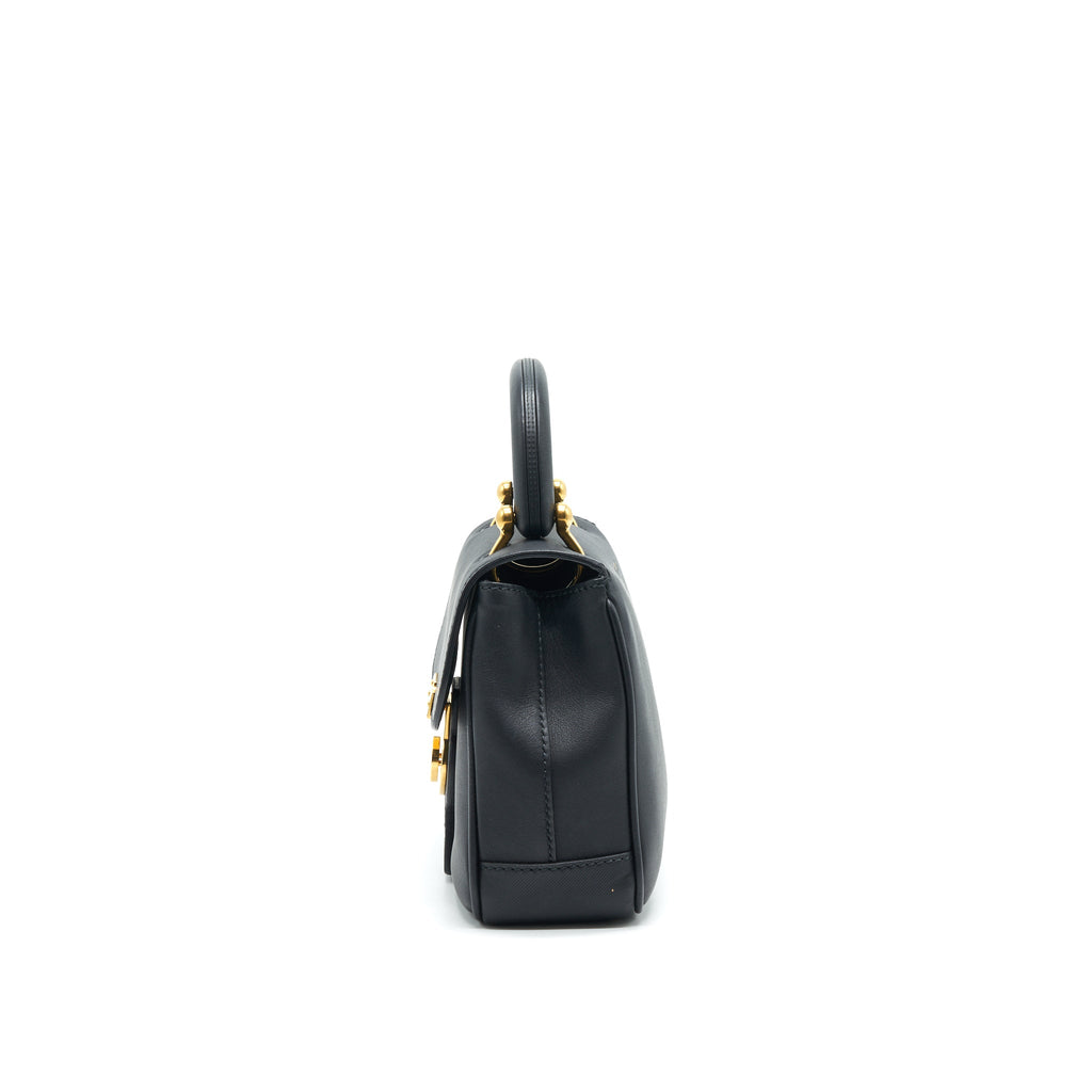 burberry-small-dk88-top-handle-bag-black