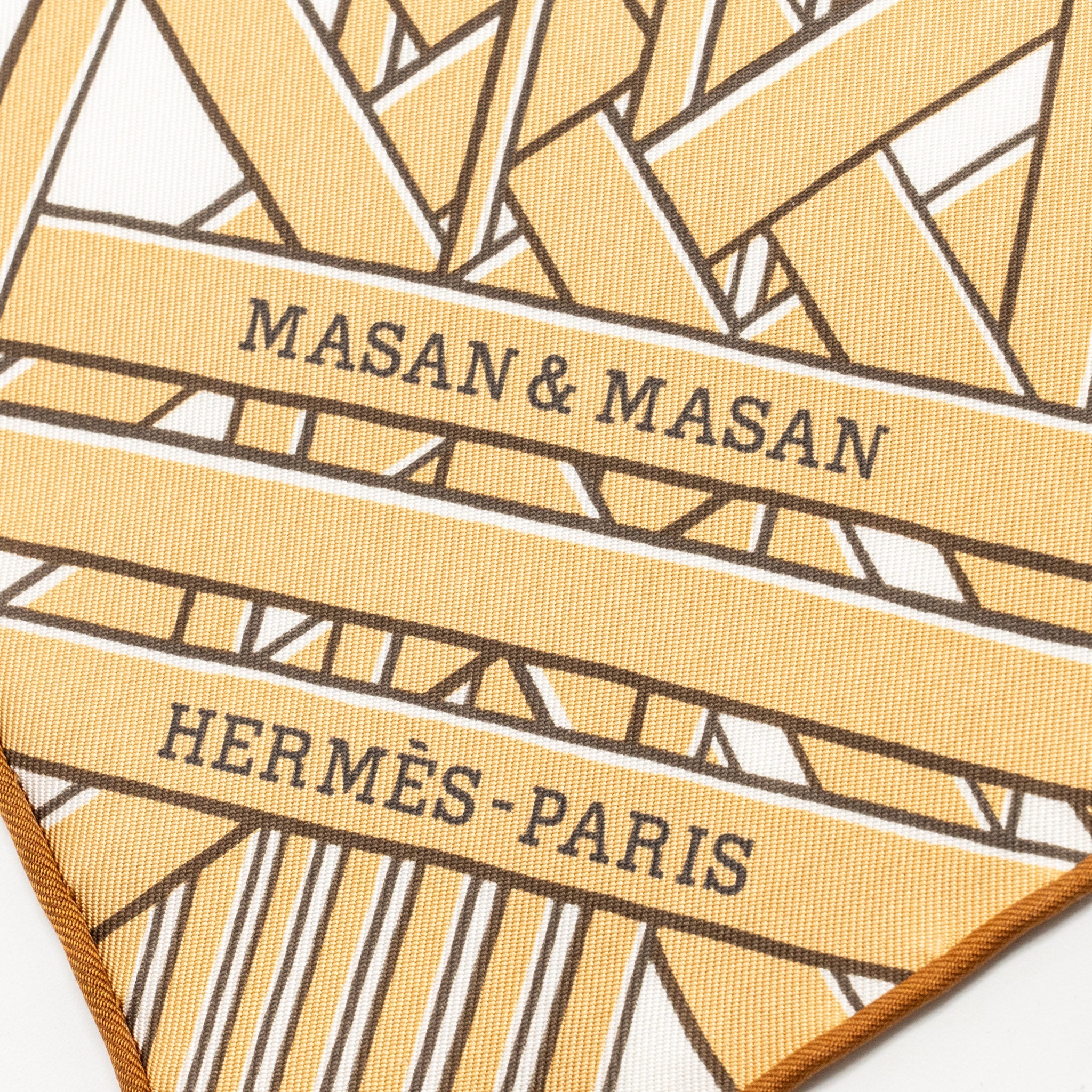 hermes-90cm-silk-scarf-masan-masan-blanc-beige-multicolor