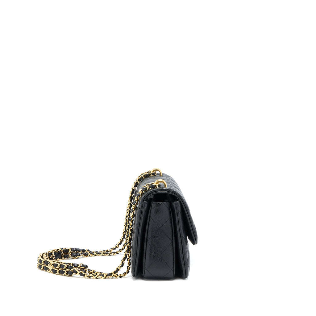 chanel-22k-coco-first-flap-bag-grained-calfskin-black-ghwmicrochip