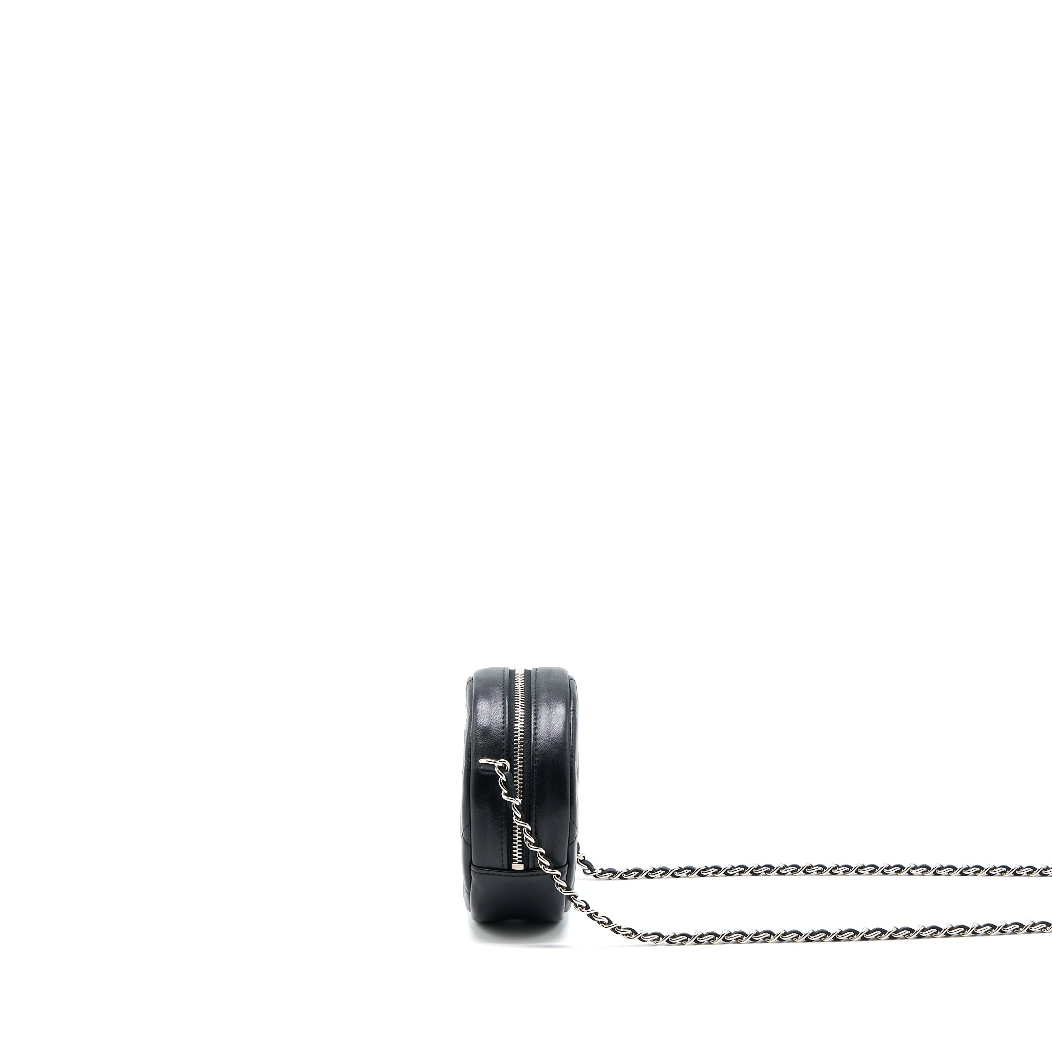 chanel-round-clutch-with-chain-lambskin-black-shw