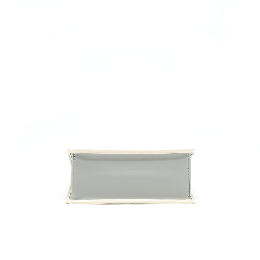 fendi-kan-i-f-shoulder-chain-bag