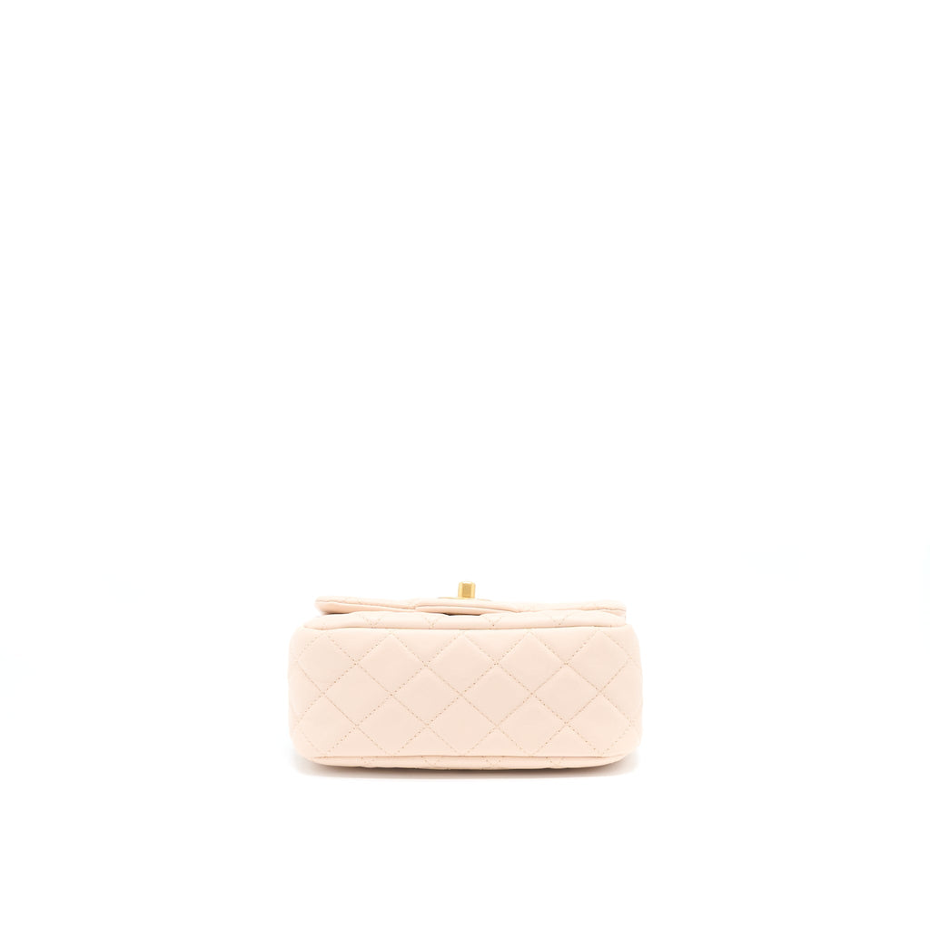 chanel-22c-pearl-crush-mini-square-flap-bag-lambskin-light-beige-ghw