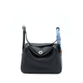 hermes-lindy-26-clemence-black-shw-stamp-z-with-an-extra-twilly