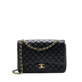 chanel-maxi-classic-double-flap-bag-lambskin-ghw