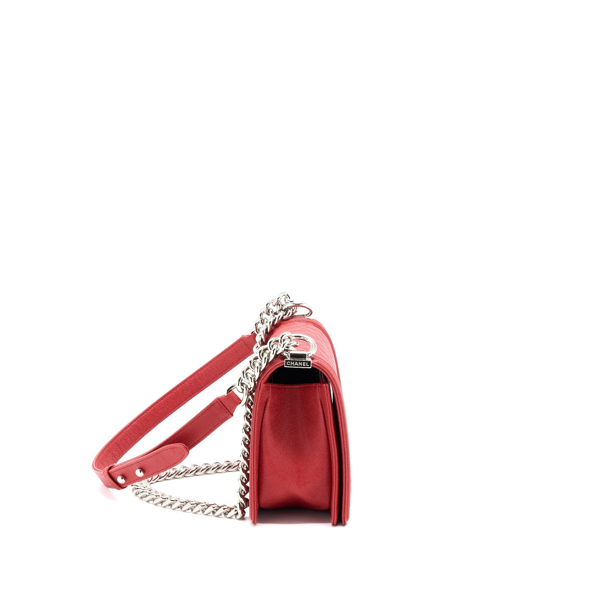 chanel-medium-boy-bag-caviar-red-shw-1