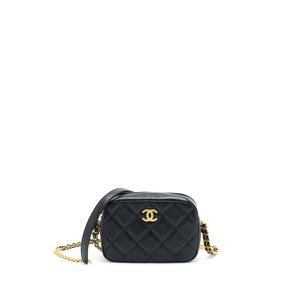 chanel-22p-camera-crossbody-bag-caviar-black-ghw