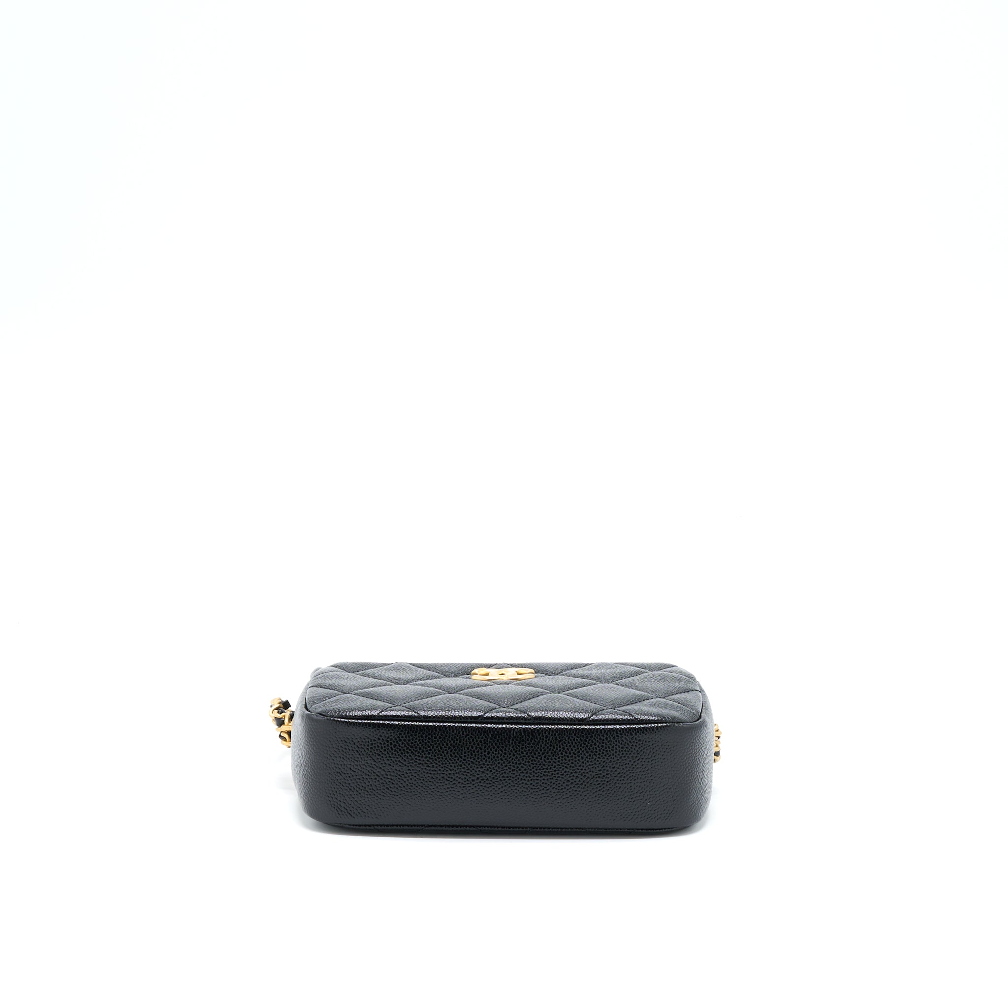 chanel-22p-camera-crossbody-bag-caviar-black-ghw