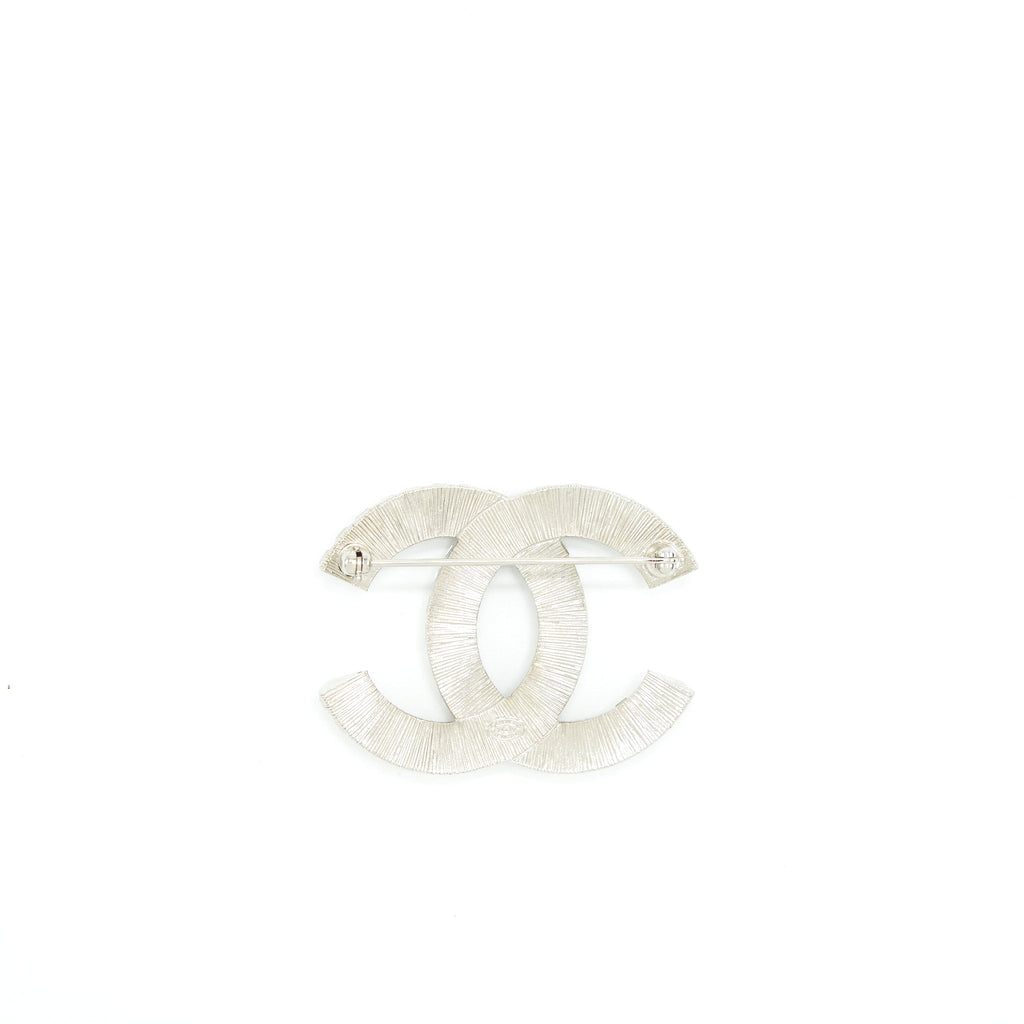 chanel-metal-and-strass-brooch-silver-tone-1