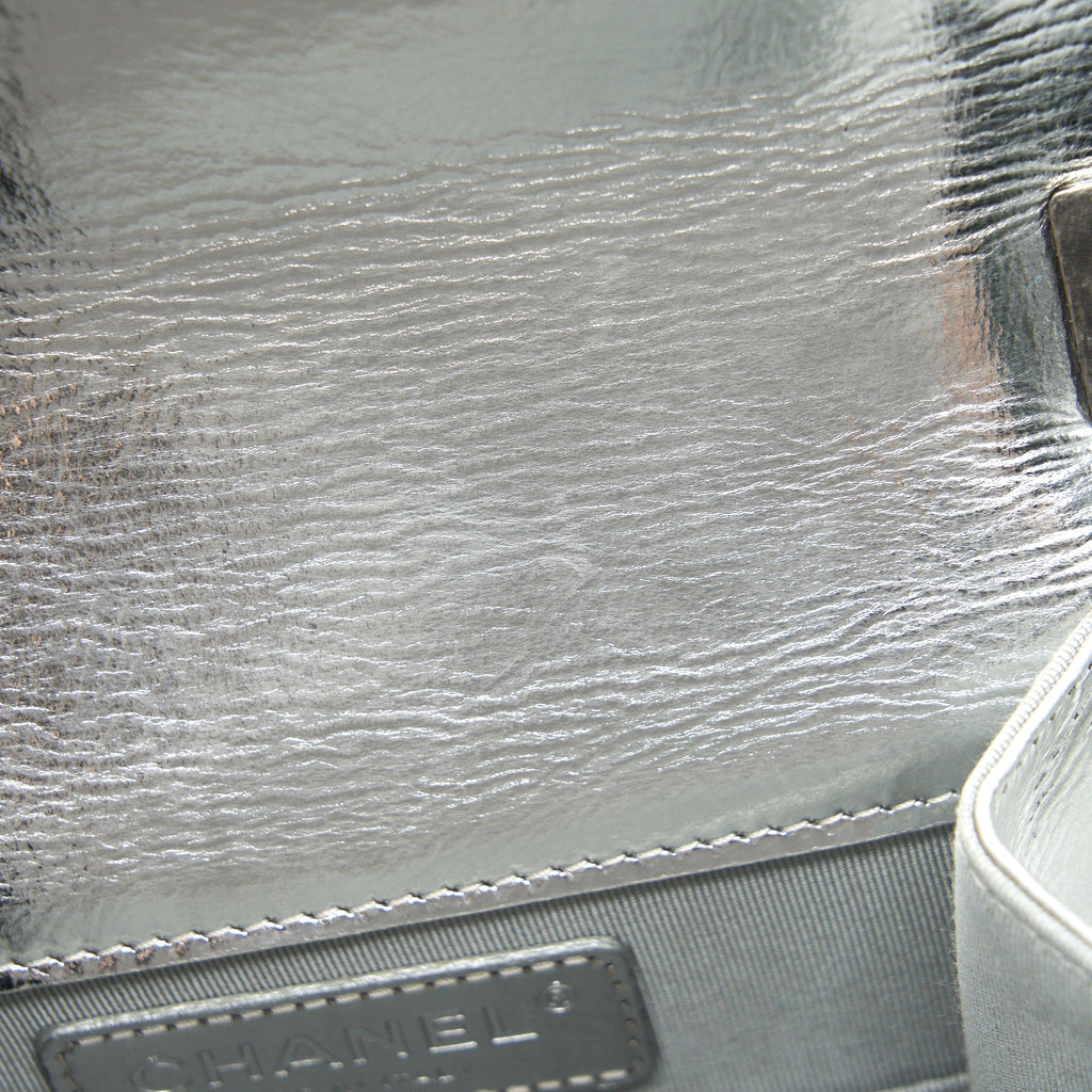 chanel-vertical-metallic-silver-boy-bag