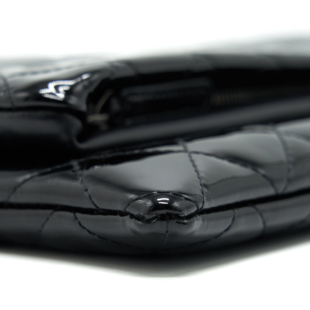 chanel-patent-leather-fold-over-clutch