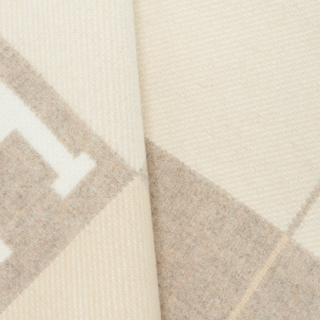 hermes-avalon-throw-blanket-camomille-4