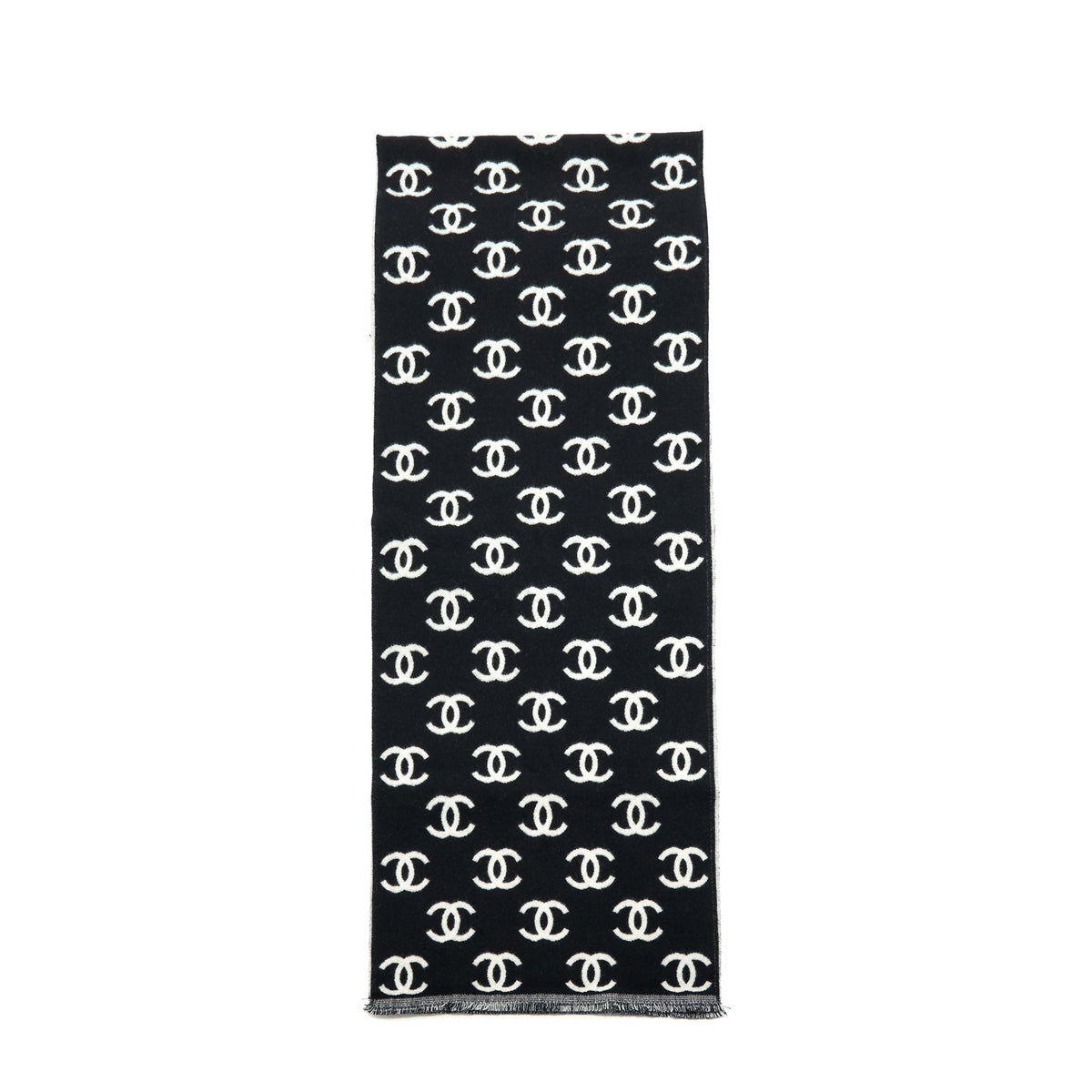 chanel-cc-full-logo-wool-cashmere-double-side-scarf-black-white