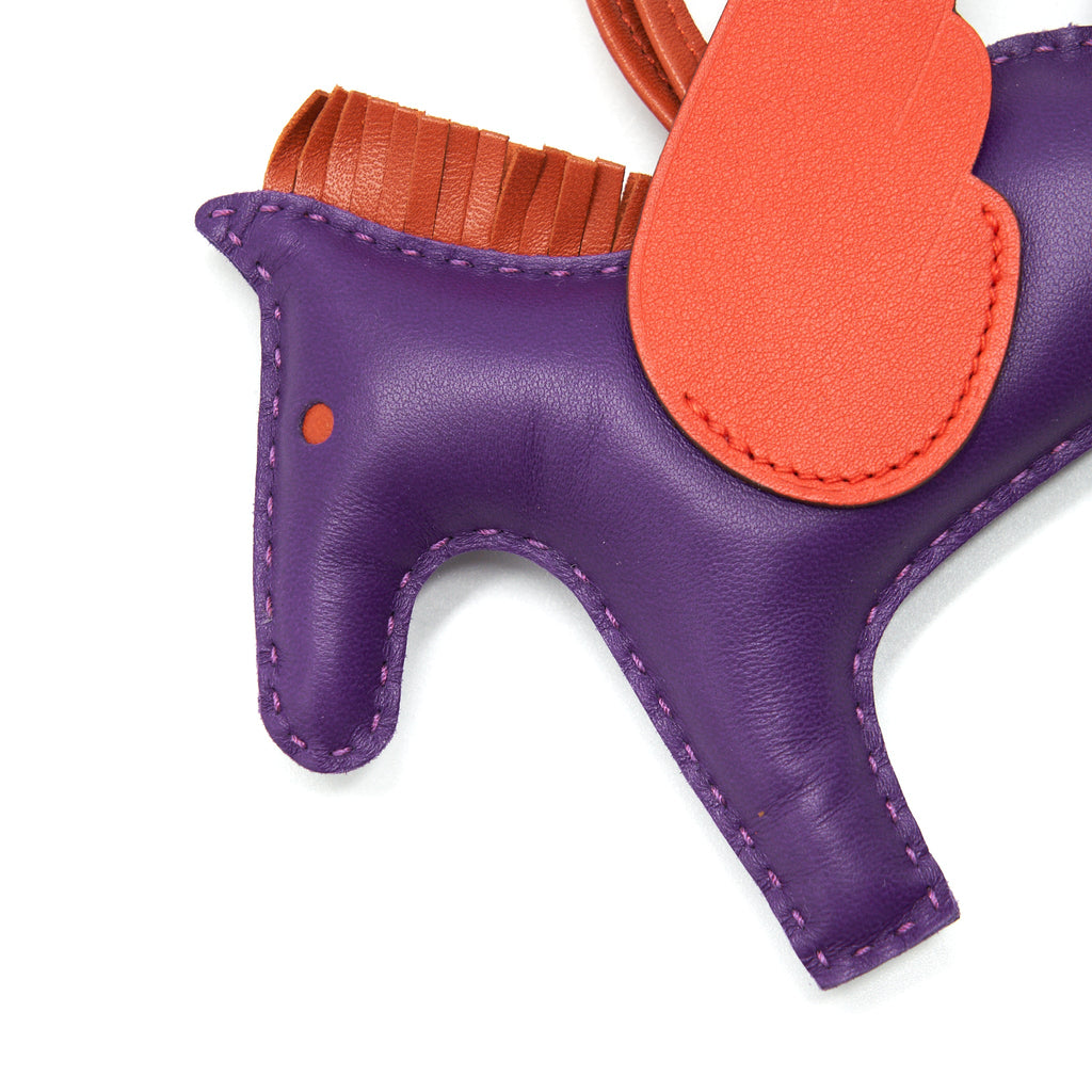 hermes-rodeo-pegase-mm-charm-violet-cornaline-capicine
