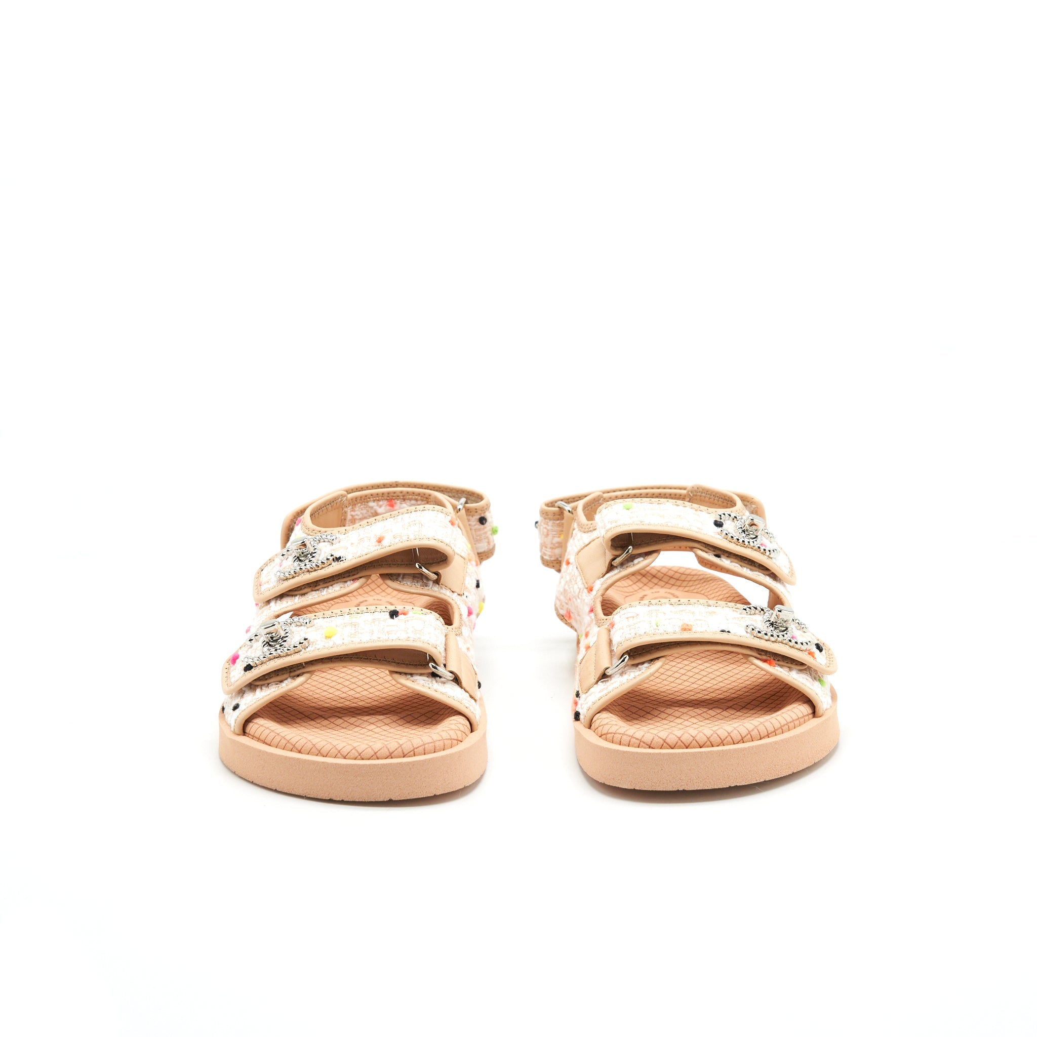 chanel-size37-dad-sandal-beige-shw