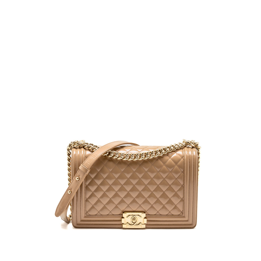 chanel-medium-boy-bag-patent-iridescent-beige-lghw