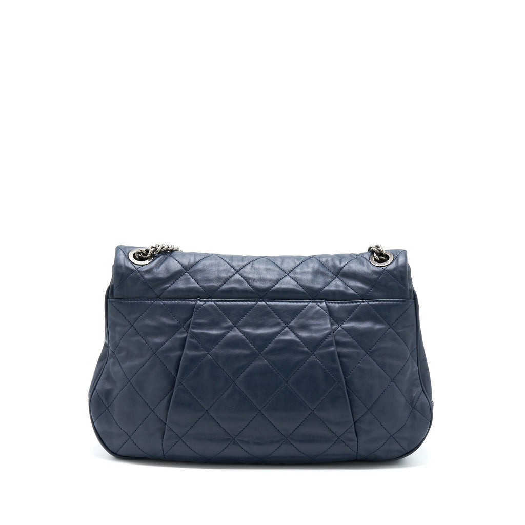 chanel-flap-hobo-bag-calfskin-navy-with-ruthenium-sliver-hardware