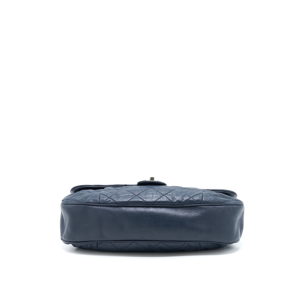 chanel-flap-hobo-bag-calfskin-navy-with-ruthenium-sliver-hardware