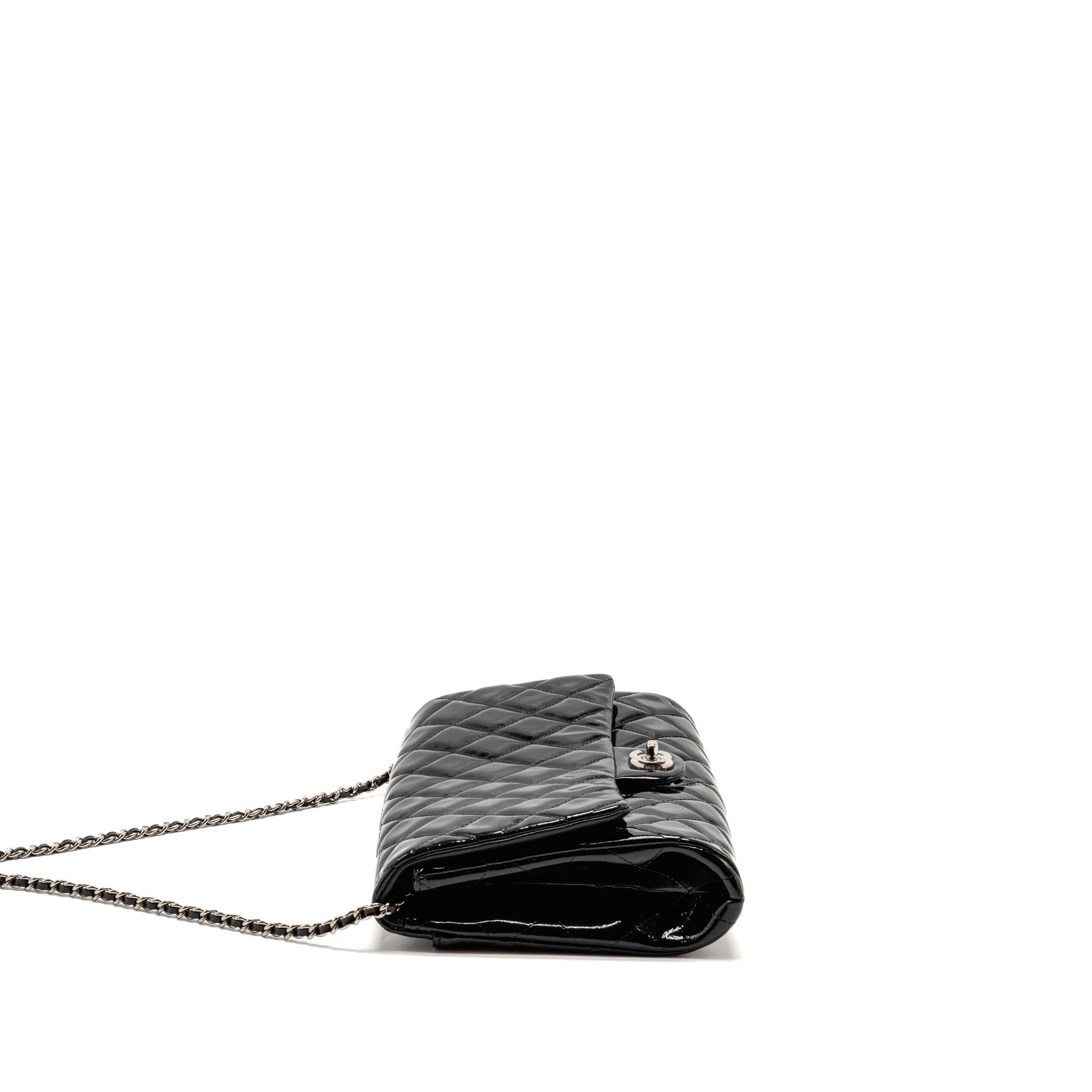 chanel-timeless-flap-clutch-with-chain-patent-black-shw