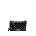 chanel-medium-boy-bag-lambskin-black-shw
