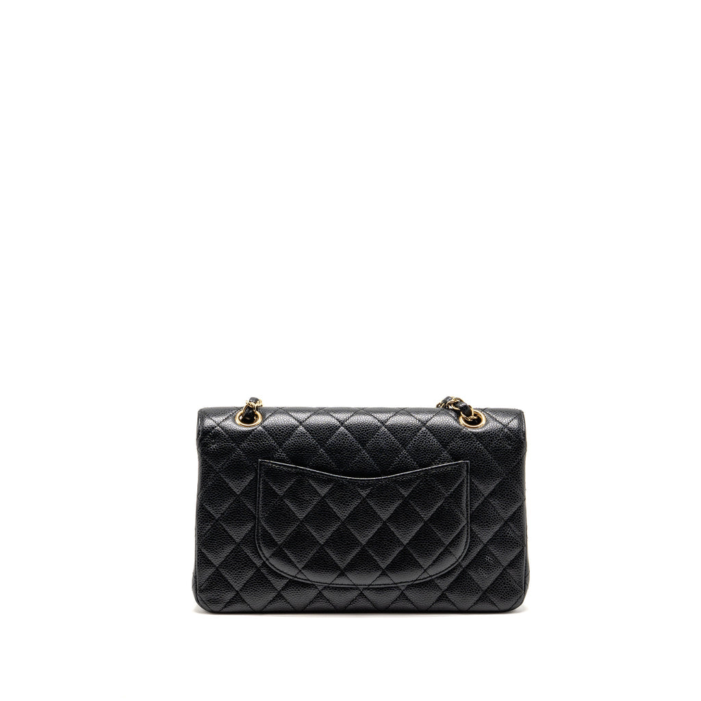 chanel-medium-classic-double-flap-bag-caviar-black-ghw-40