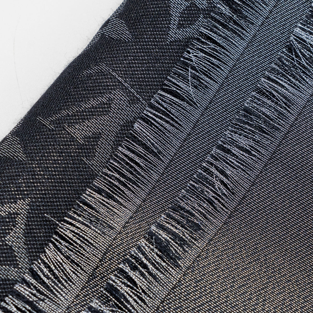 louis-vuitton-monogram-shawl-black-silver