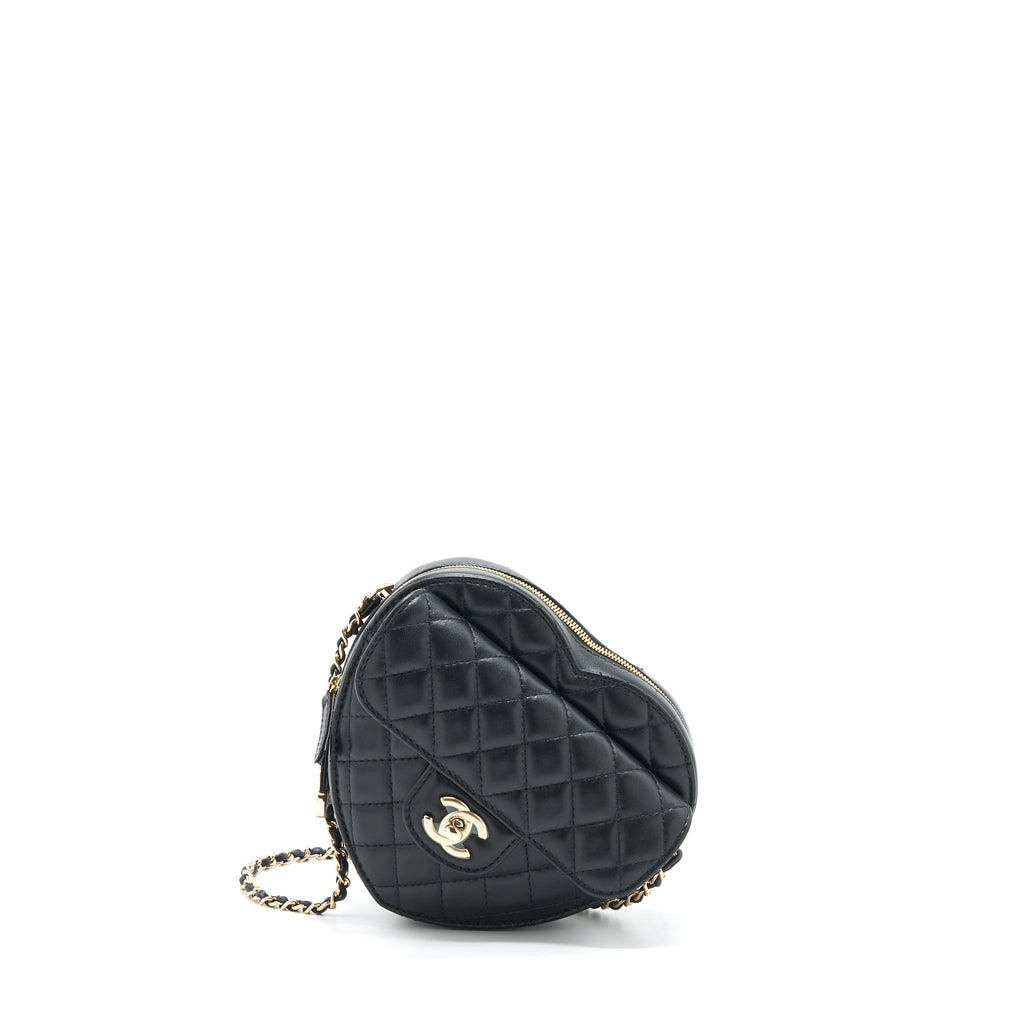chanel-22s-heart-bag-lambskin-black-lghw