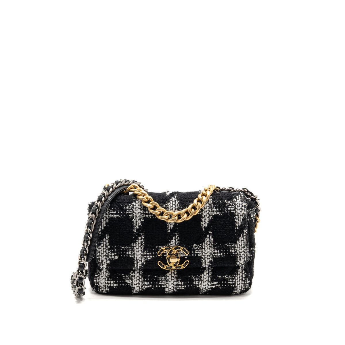 chanel-small-19-bag-houndstooth-tweed-black-white-multicolour-hardware
