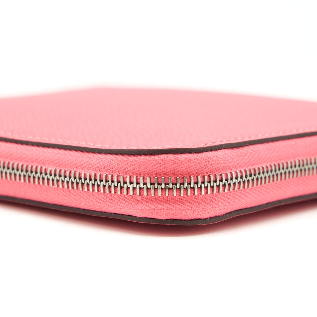 hermes-silk-compact-rose-azalee-shw