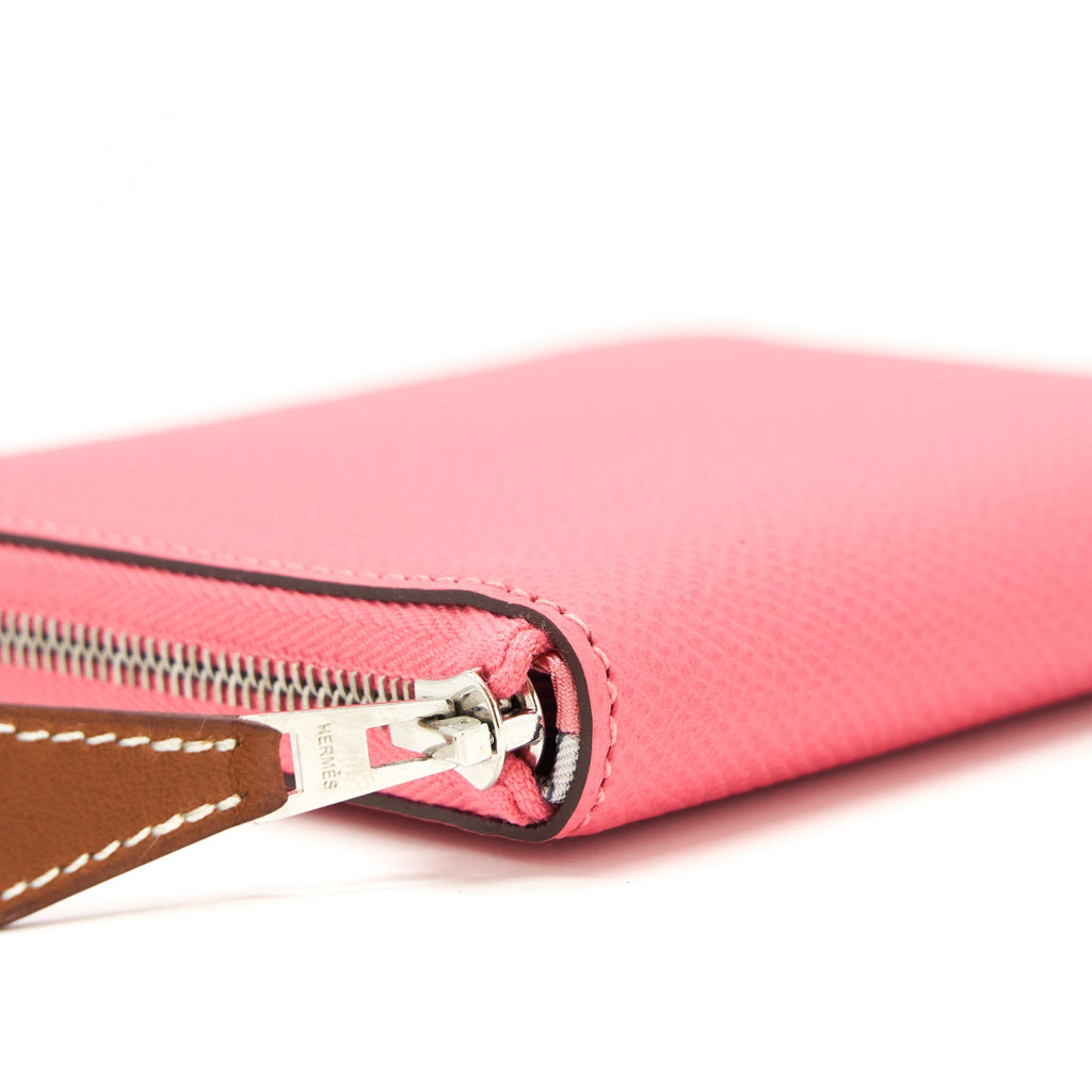 hermes-silk-compact-rose-azalee-shw