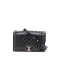 chanel-medium-boy-bag-caviar-black-shw