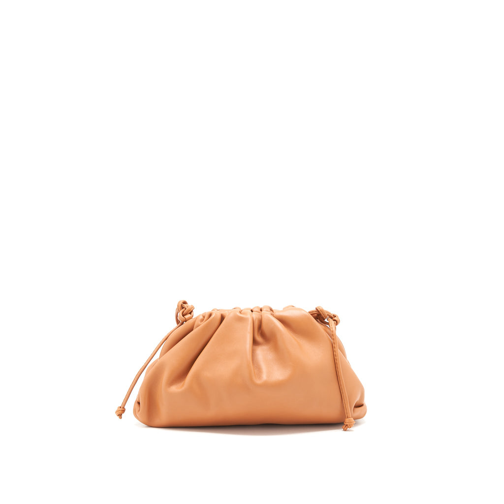 bottega-veneta-mini-pouch-in-orca
