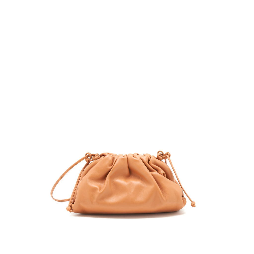 bottega-veneta-mini-pouch-in-orca