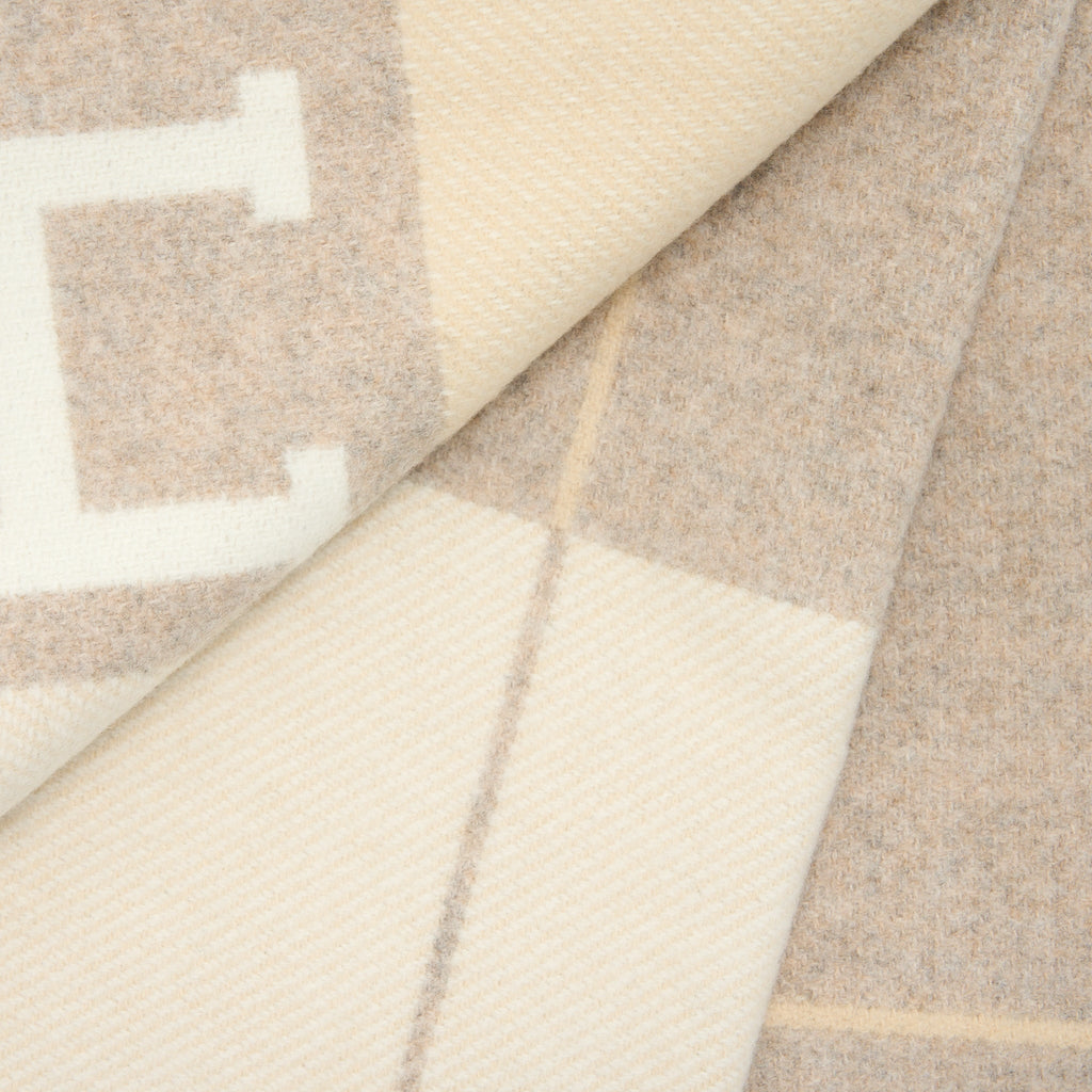 hermes-avalon-throw-blanket-camemille-1