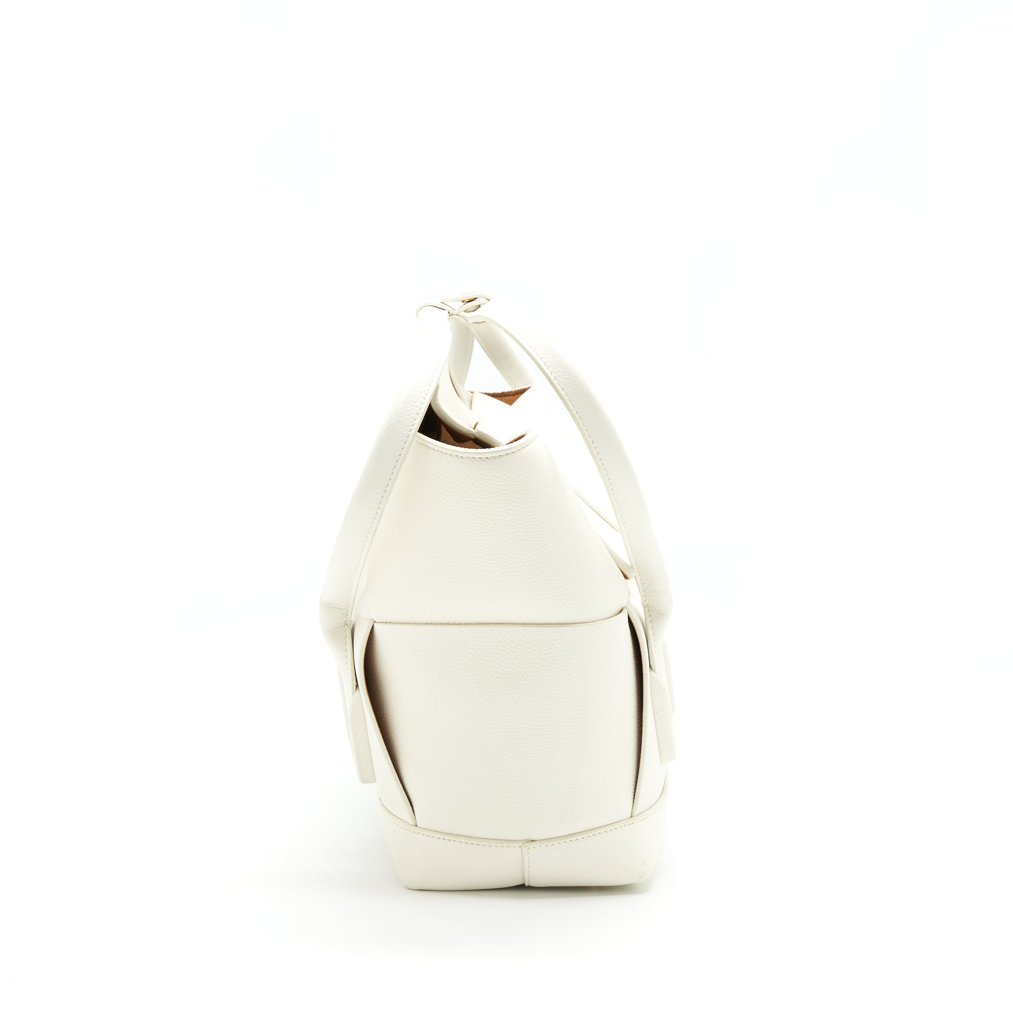 bottega-veneta-medium-arco-bag