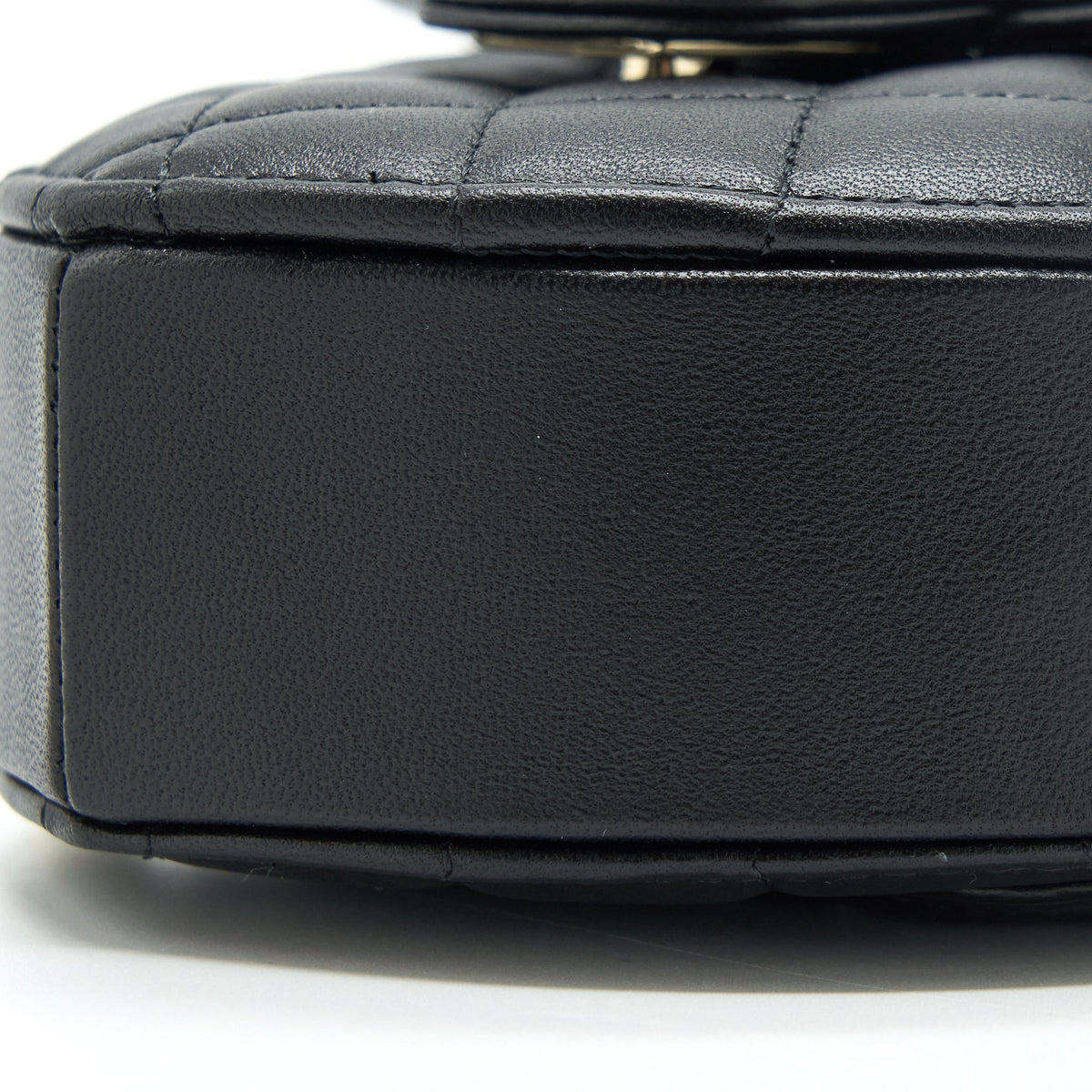 chanel-22s-small-heart-bag-lambskin-black-lghw-4