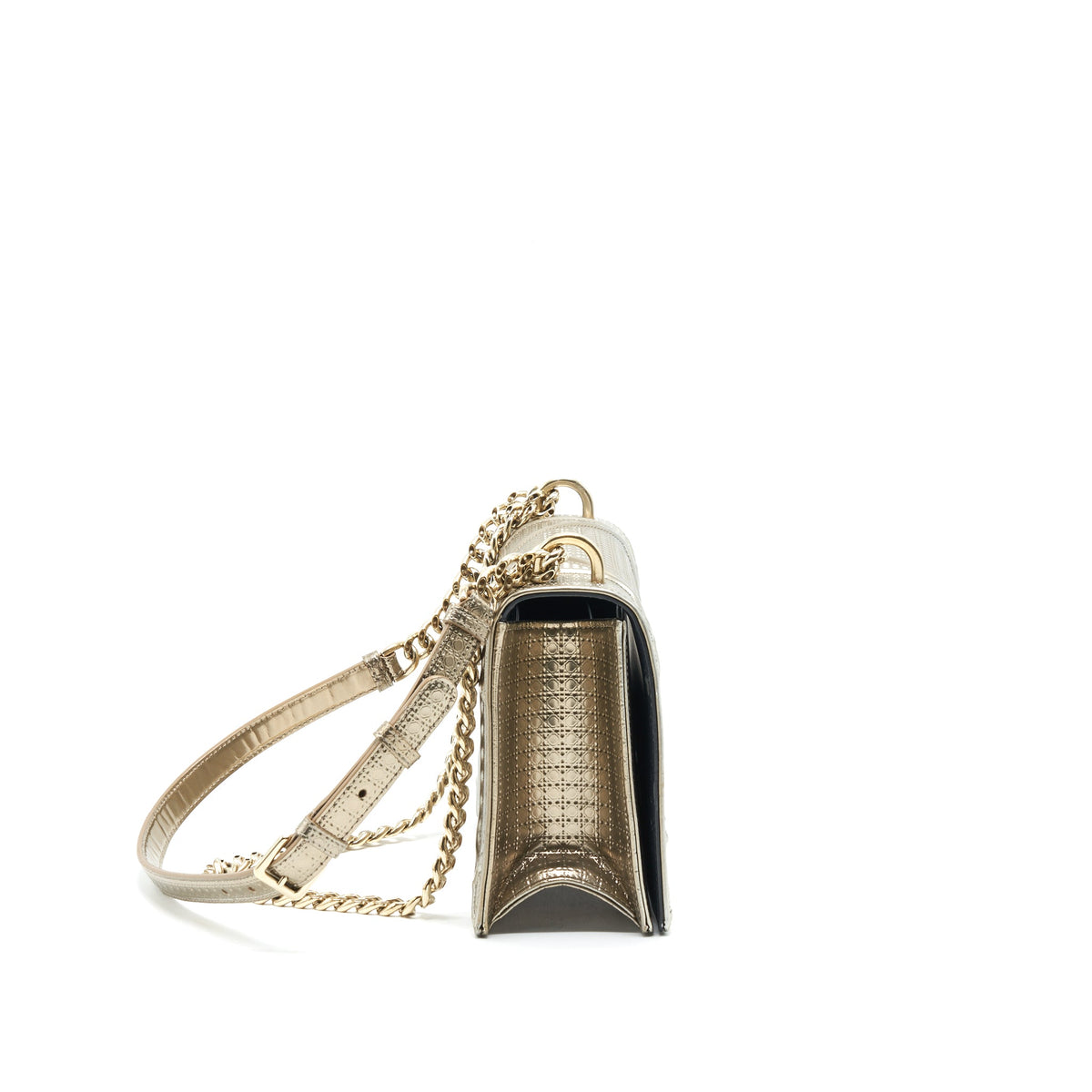 dior-medium-diorama-metallic-light-gold-with-ghw