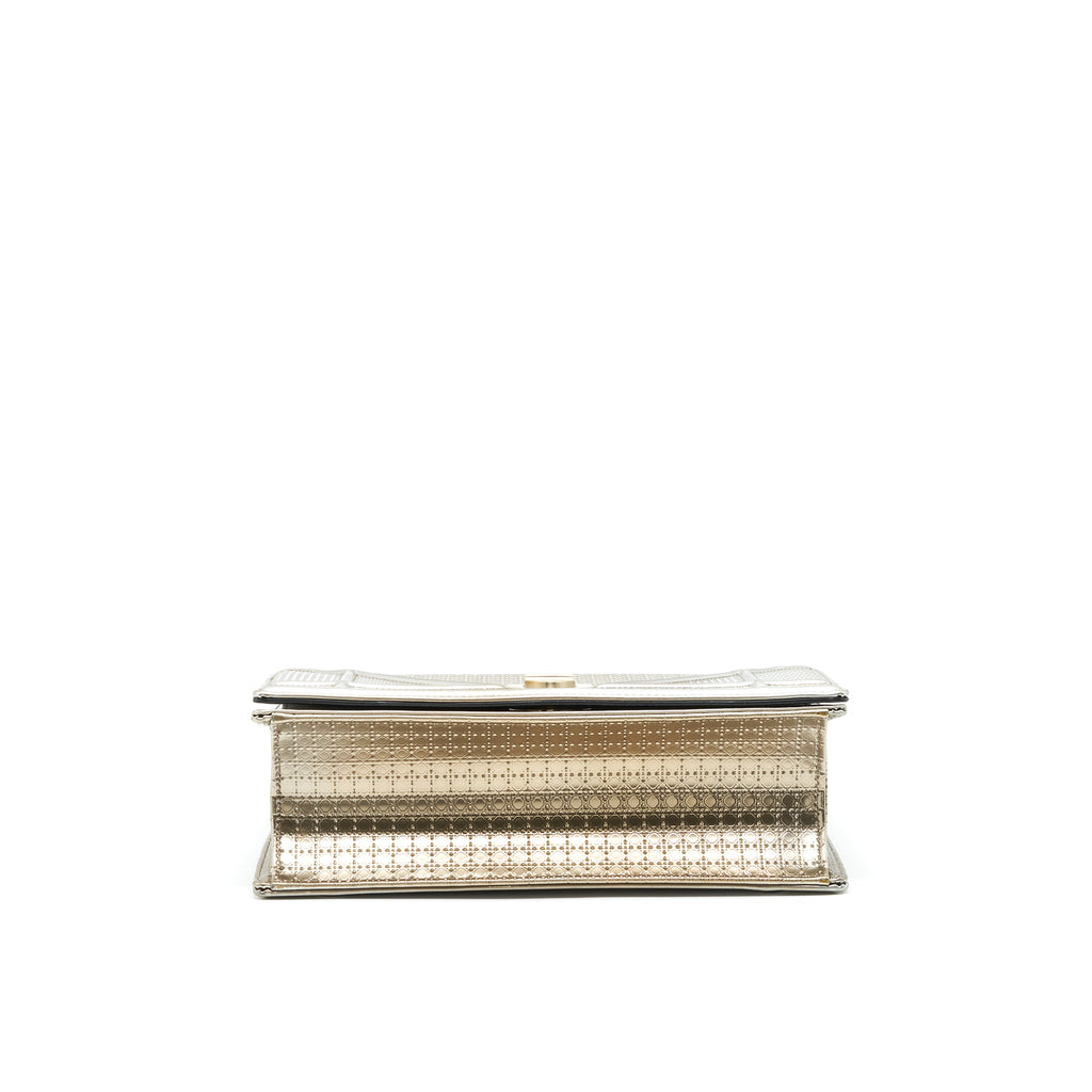 dior-medium-diorama-metallic-light-gold-with-ghw