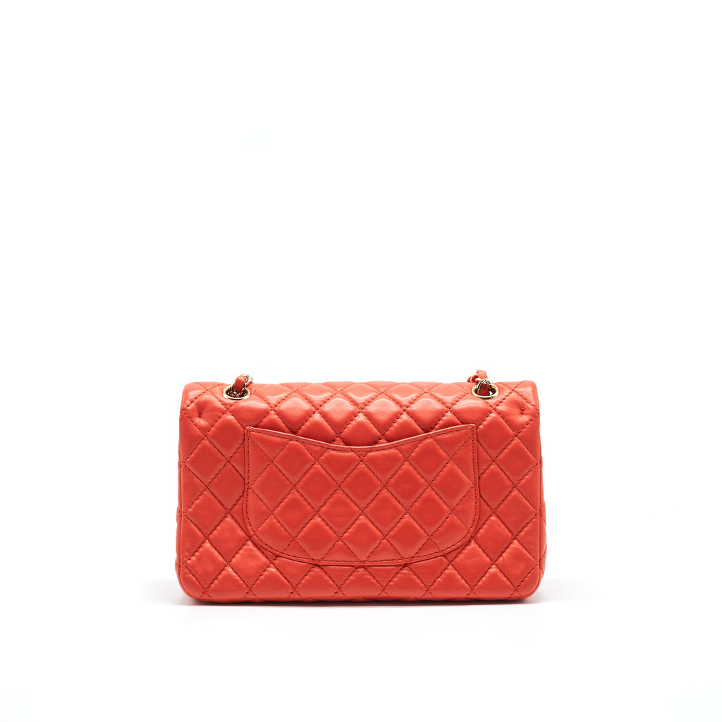 chanel-classic-medium-double-flap-lambskin-in-coral-lghw