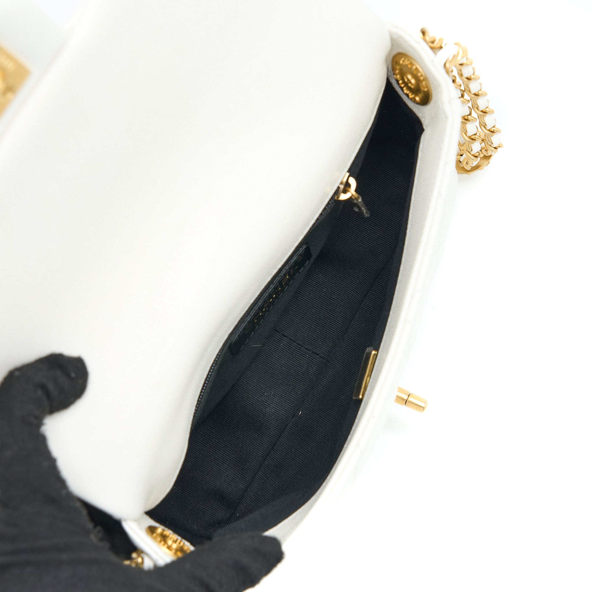 chanel-22a-small-flap-bag-caviar-white-brushed-ghw-microchip-1