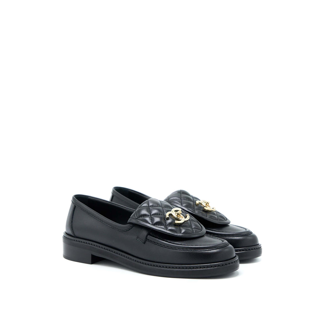 chanel-size-38-cc-turnlock-loafers-black-quilted-leather-lghw