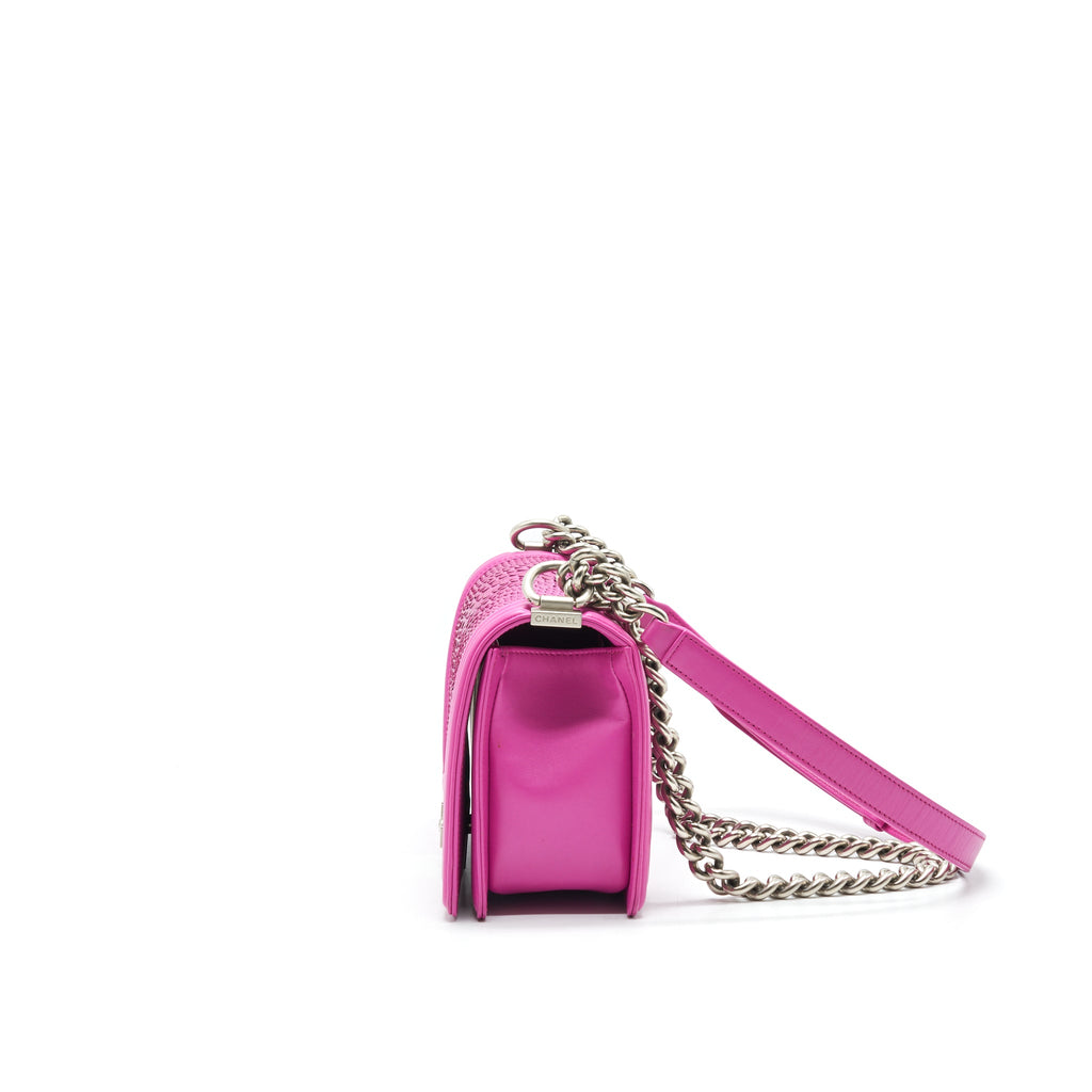 chanel-medium-le-boy-flap-bag-in-python-leather-pink-with-brushed-shw-1