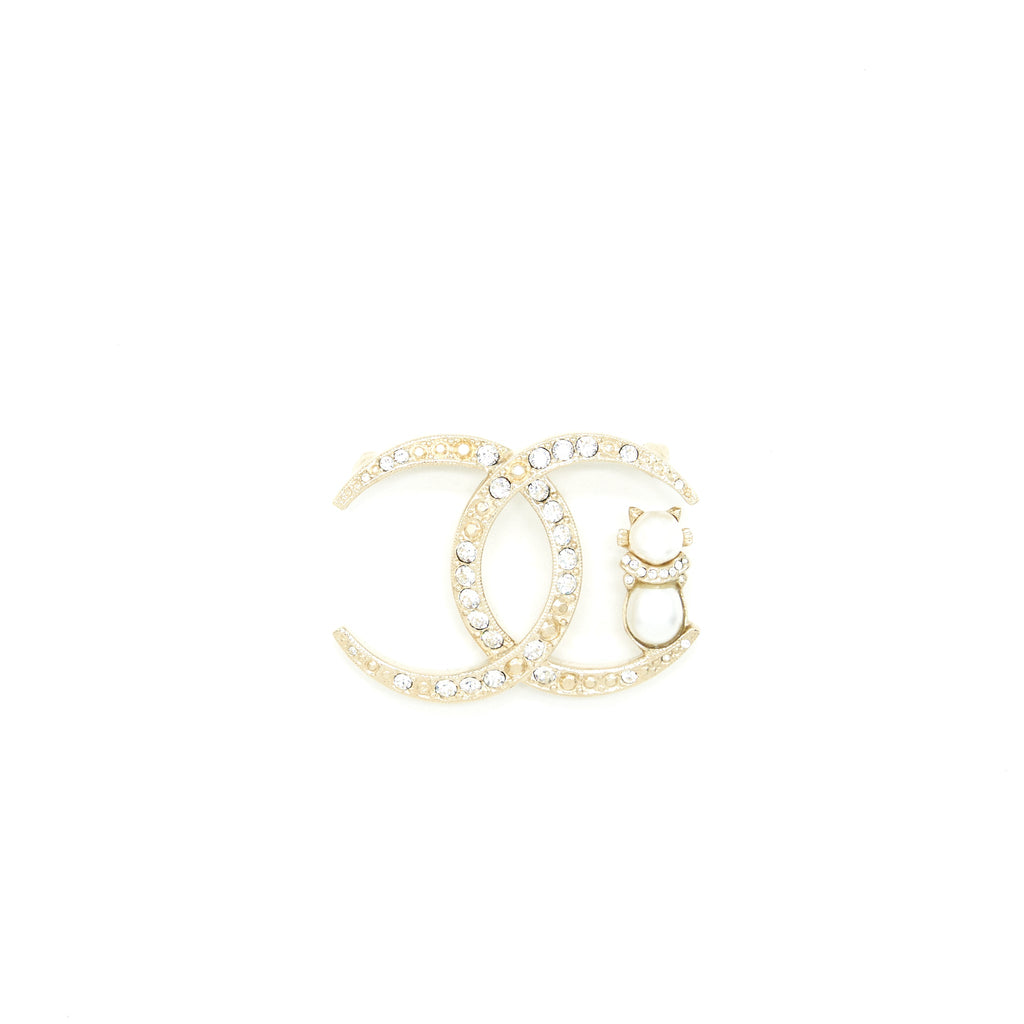 chanel-cc-logo-brooch-with-pearl-cat-and-crystals
