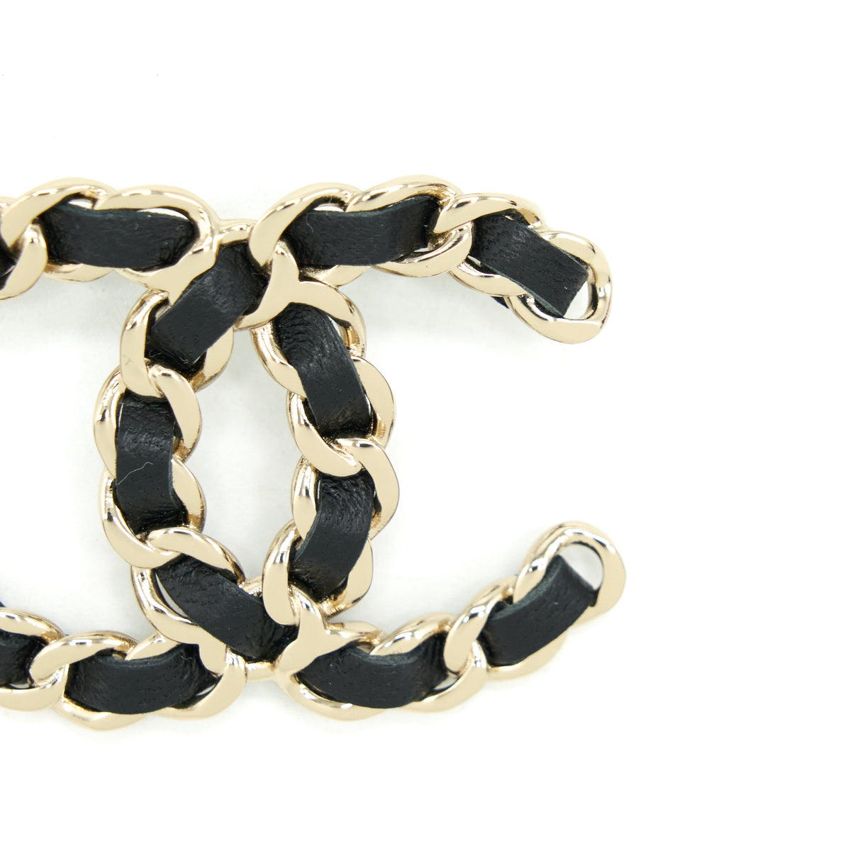 chanel-cc-logo-leather-chain-brooch-black-lghw-3